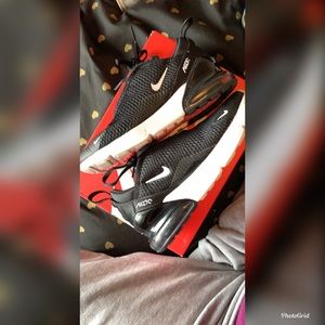 Nike Air Max 270